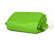 Stylish Leather Crossbody – Compact & Timeless
