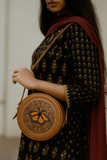 Chic Leather Crossbody Bag for Women - Cabrini - Elegance Perfected