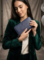 Elegant Leather Clutch - Cabrini - Elegance Perfected
