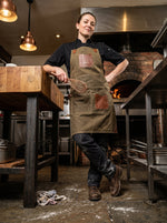 Turin Waxed Canvas Apron – Pickle Green - Cabrini - Elegance Perfected