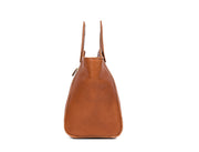 Elegant Leather Handbag for Women – Everyday Essential