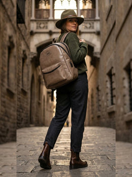 Classic Leather Backpack for Men & Women - Cabrini - Elegance Perfected