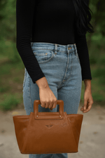Elegant Leather Handbag for Women – Everyday Essential - Cabrini - Elegance Perfected
